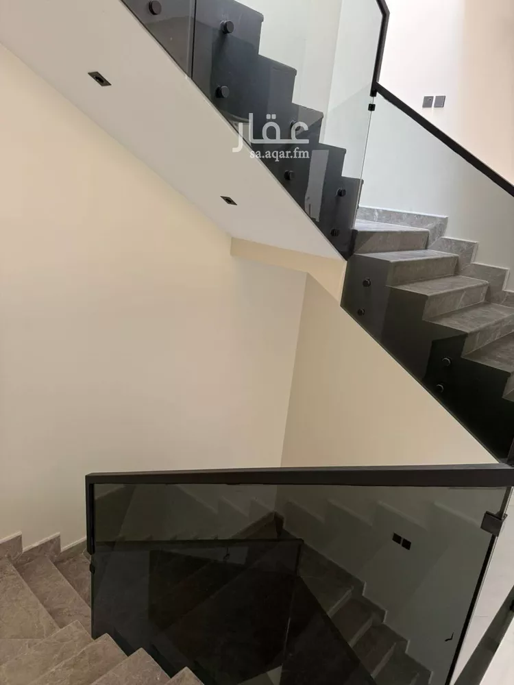 فيلا للإيجار في شارع الملك خالد بن عبد العزيز, حي عقرباء, مدينة الجبيلة, منطقة الرياض صورة 2