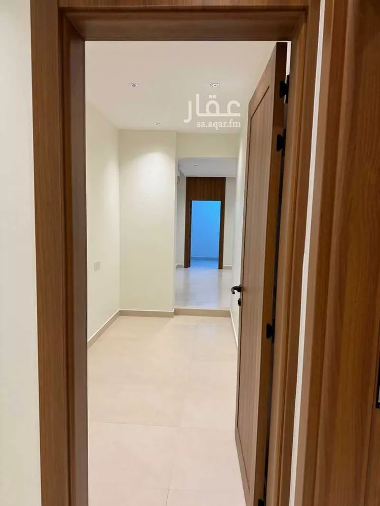 فيلا للإيجار في شارع حمد بن يحيى بن غيهب, حي الحمراء, مدينة الرياض, منطقة الرياض صورة 5