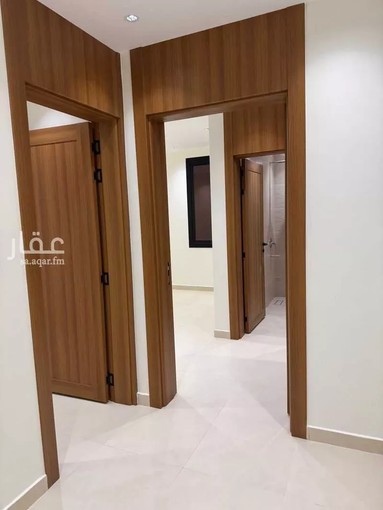 فيلا للإيجار في شارع حمد بن يحيى بن غيهب, حي الحمراء, مدينة الرياض, منطقة الرياض صورة 5