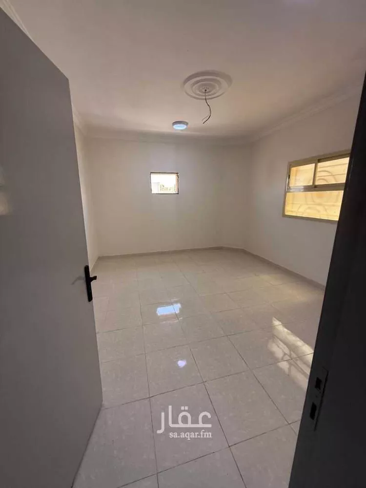 شقة للإيجار في شارع رقم 281, حي ظهرة لبن, مدينة الرياض, منطقة الرياض 12