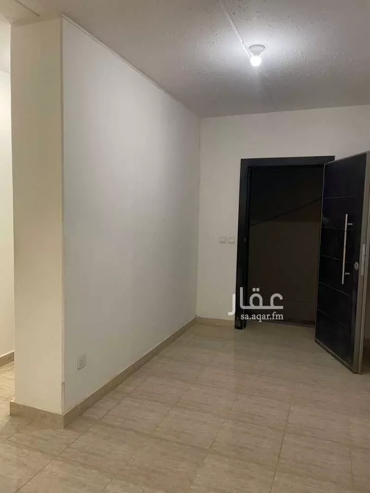 فيلا للإيجار في شارع طلحة العلثي ، حي مطار الملك خالد الدولي ، الرياض ، منطقة الرياض صورة 3