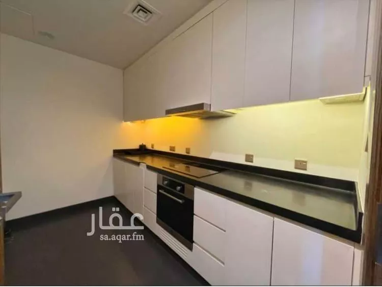 شقة للبيع في شارع طريق الملك فهد, حي العليا, مدينة الرياض, منطقة الرياض 8