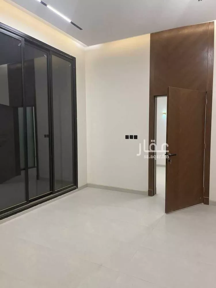 فيلا للبيع في شارع عبدالغني مشرف, حي العوالي, مدينة الرياض, منطقة الرياض صورة 3