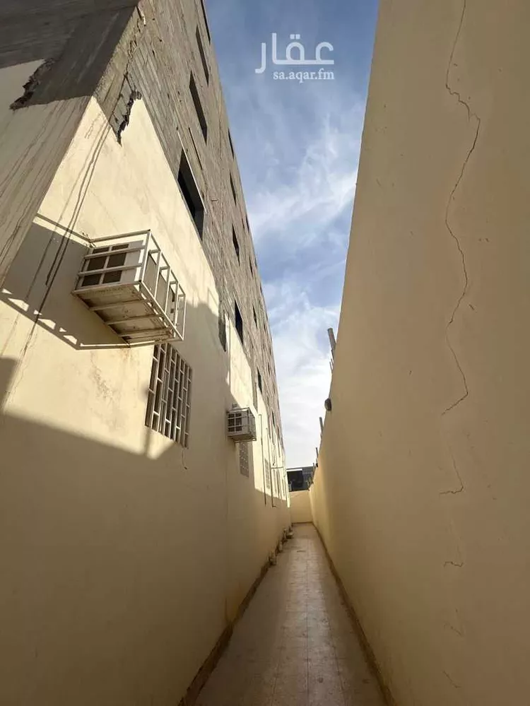Building for Rent in Tabuk Abou Sabaah صورة 4