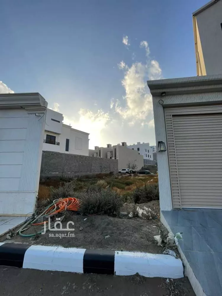 أرض للبيع في شارع 22261958, حي الصفاء, مدينة أبها, منطقة عسير صورة 3