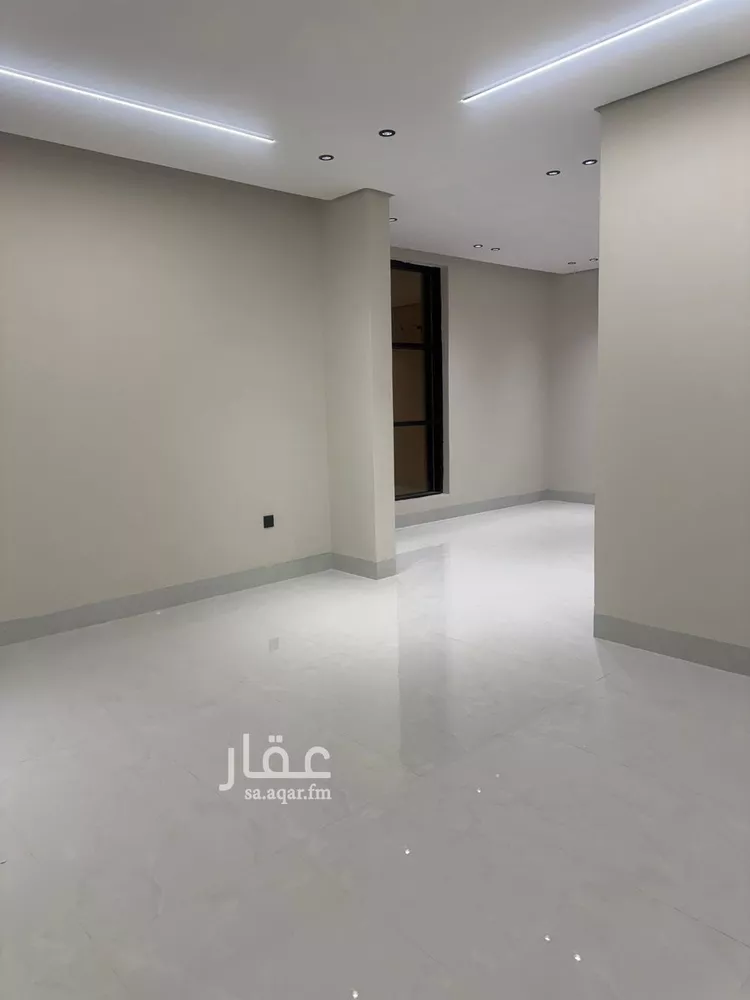 فيلا للإيجار في شارع النجاح, حي الشعلة, مدينة الدمام, المنطقة الشرقية صورة 2