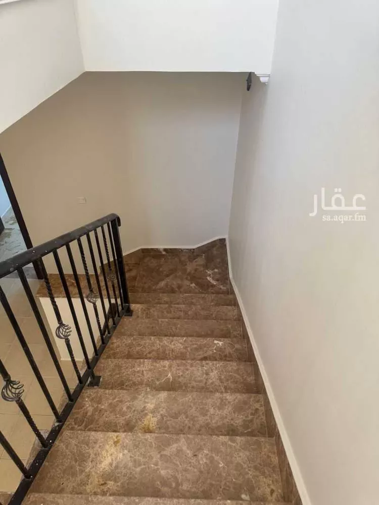 فيلا للإيجار في شارع 37ب, حي الشعلة, مدينة الدمام, المنطقة الشرقية صورة 2