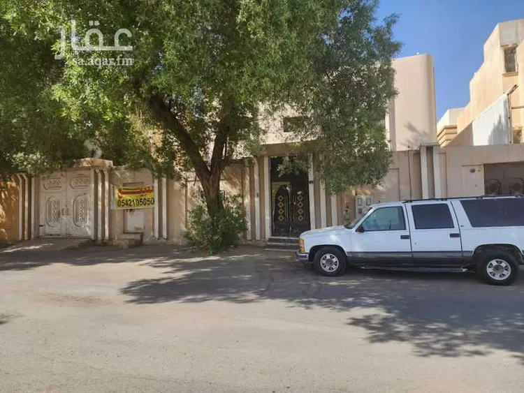 فيلا للبيع في شارع أحمد بن عثمان ، حي العريجاء الغربي ، الرياض ، منطقة الرياض