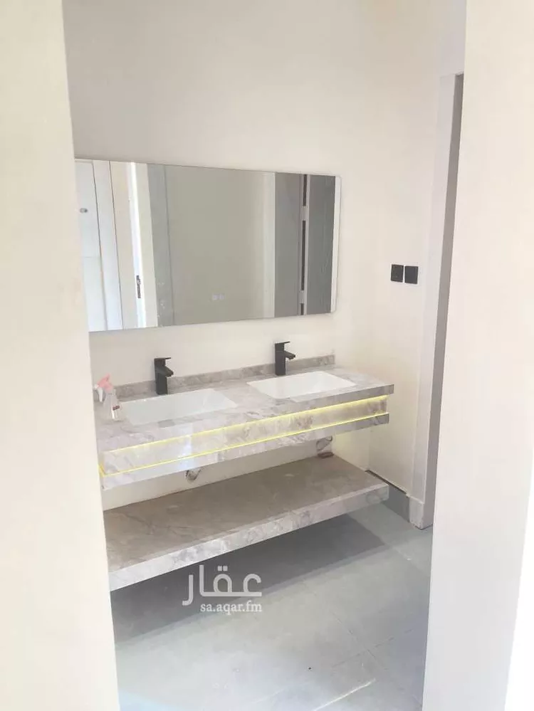 دور للبيع في شارع تاج الدين الزرعة الحنفي, حي الرمال, مدينة الرياض, منطقة الرياض صورة 4