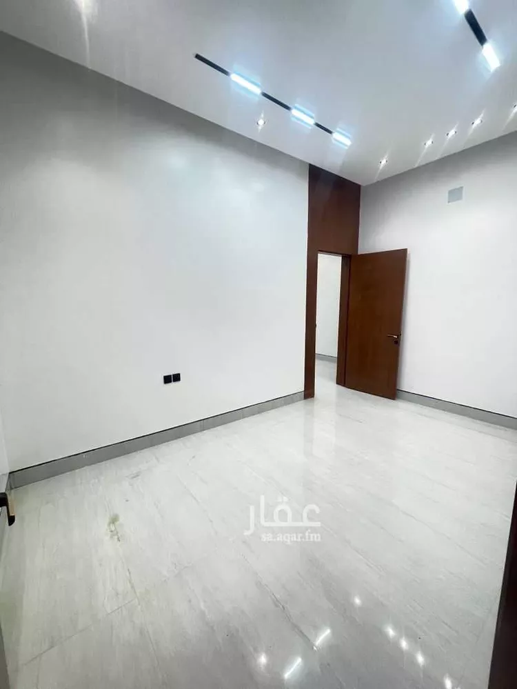 دور للبيع في شارع الحسين بن رواحة, حي الرمال, مدينة الرياض, منطقة الرياض صورة 5