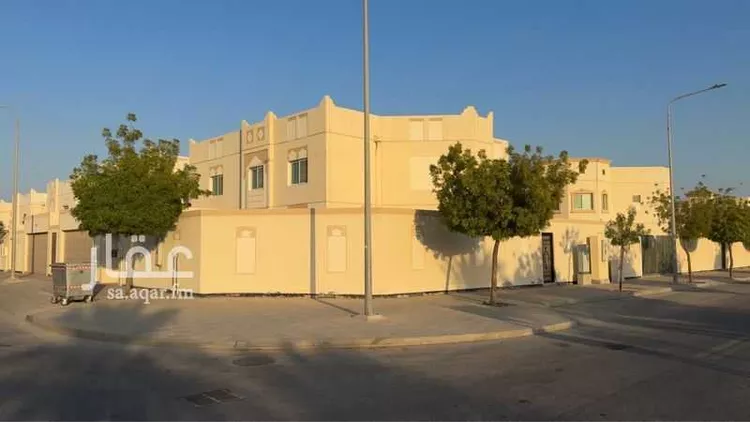 فيلا للبيع في شارع الفاخرية, حي جلمودة, مدينة مدينه الجبيل الصناعيه, المنطقة الشرقية صورة 2