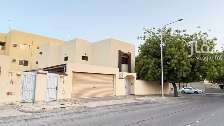 فيلا للإيجار في شارع شـــارع جــويـريـــة, حي الفردوس, مدينة مدينه الجبيل الصناعيه, المنطقة الشرقية صورة 3