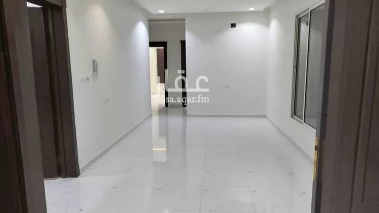 دور للبيع في شارع محمد الأكحل, حي عكاظ, مدينة الرياض, منطقة الرياض صورة 4