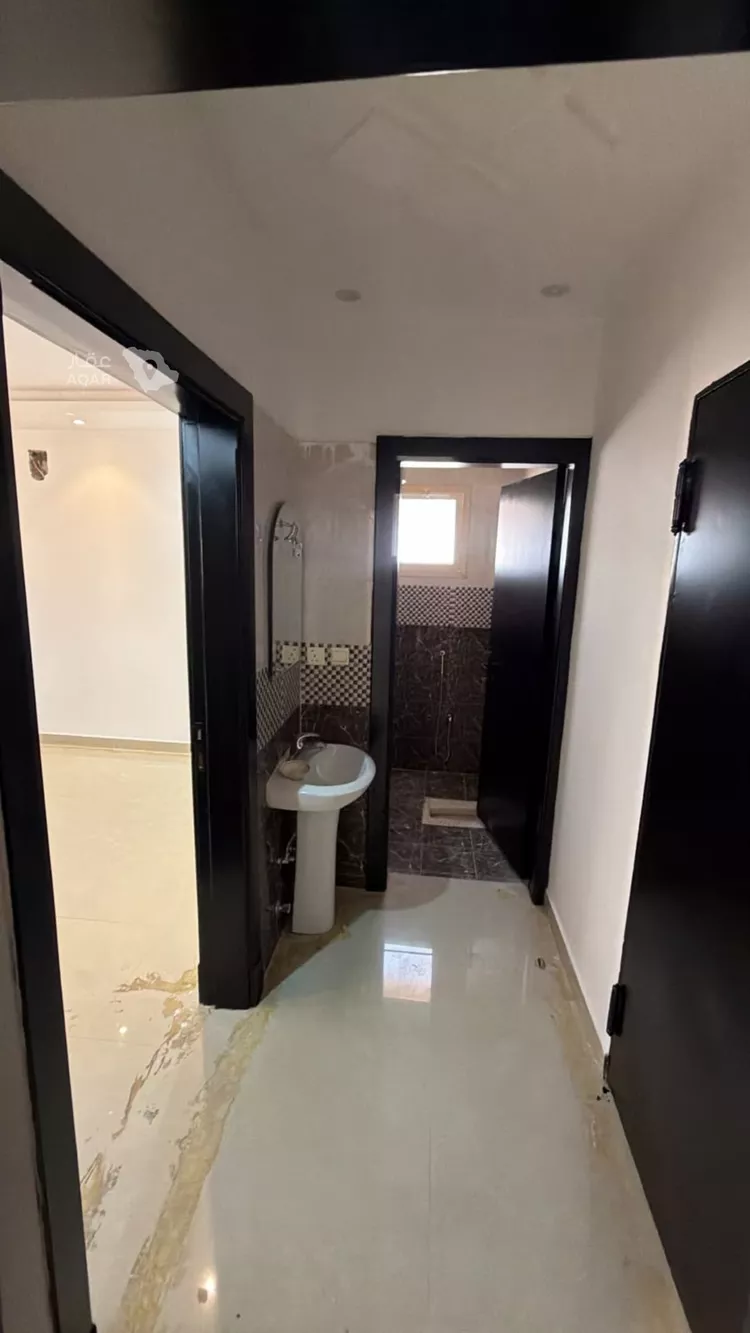 شقة للإيجار في شارع أحمد بن جدو, حي العوالي, مدينة الرياض, منطقة الرياض 5