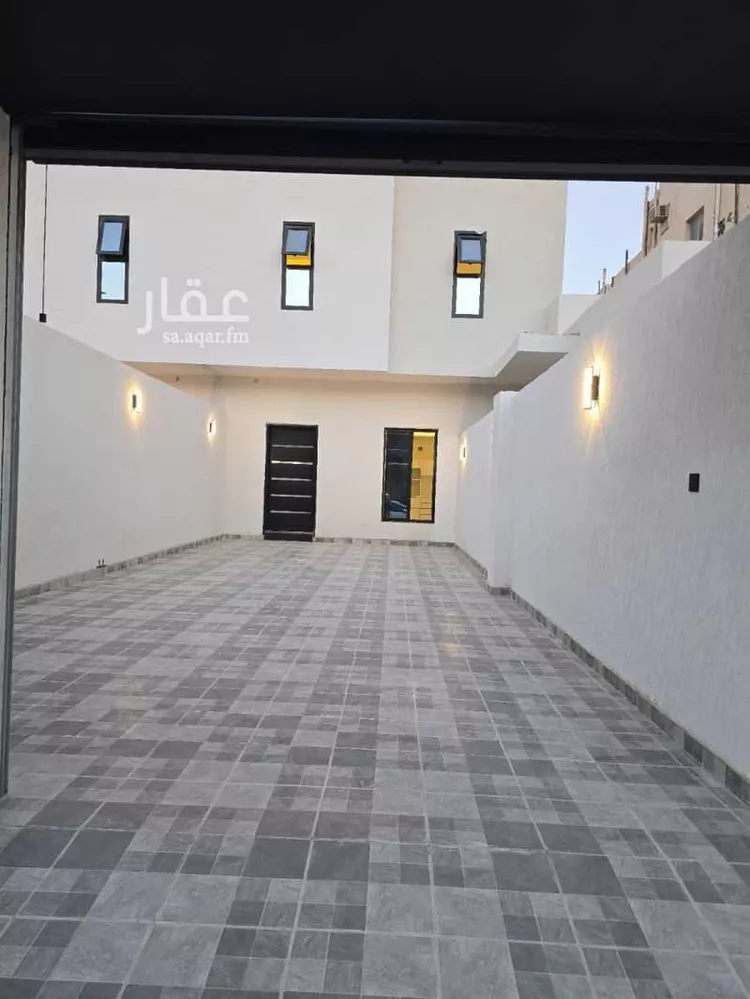 فيلا للإيجار في شارع حاتم الناسخ, حي السليمانية, مدينة الرياض, منطقة الرياض