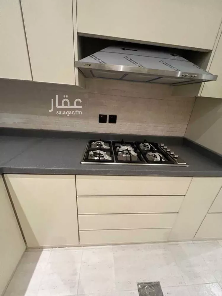 شقة للإيجار في شارع رقم 360, حي الملقا, مدينة الرياض, منطقة الرياض صورة 2