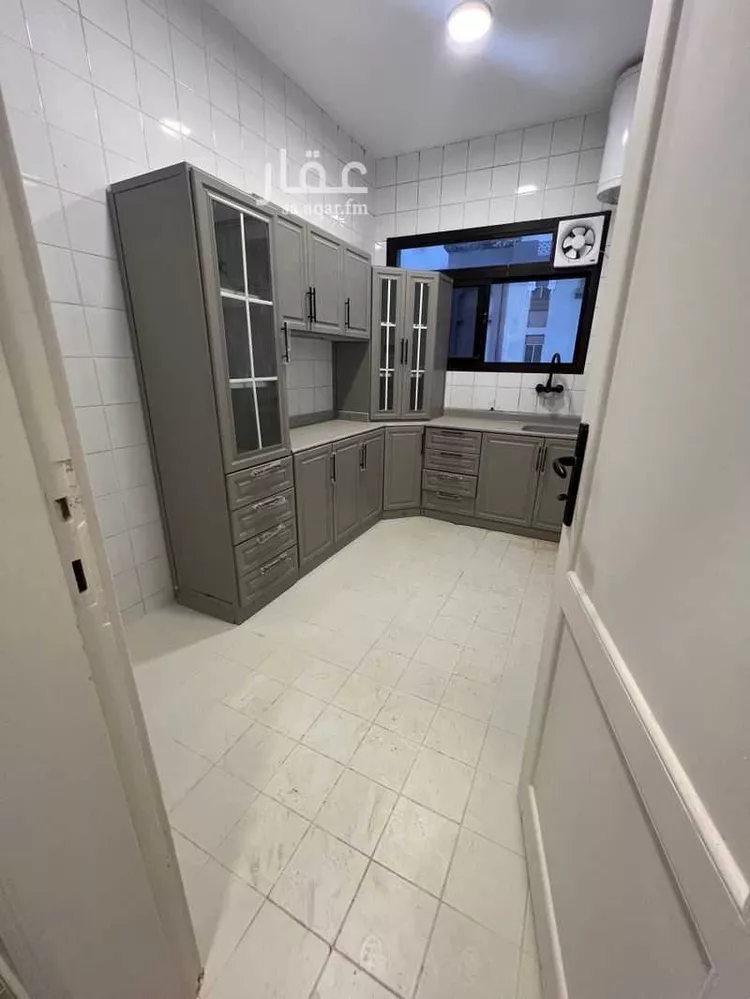 شقة للإيجار في شارع الحسن بن علي, حي الروضة, مدينة الرياض, منطقة الرياض صورة 3
