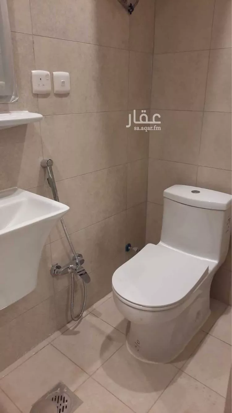 شقة للإيجار في شارع سيبويه, حي الروضة, مدينة الرياض, منطقة الرياض صورة 3