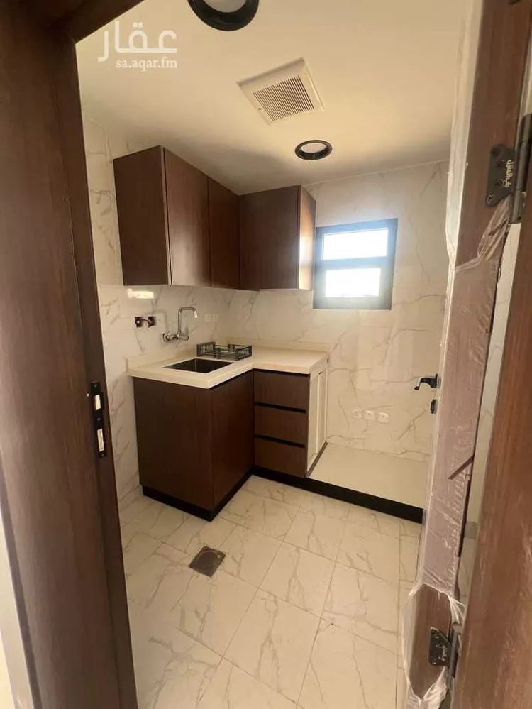 شقة للإيجار في شارع سيبويه, حي الروضة, مدينة الرياض, منطقة الرياض صورة 4