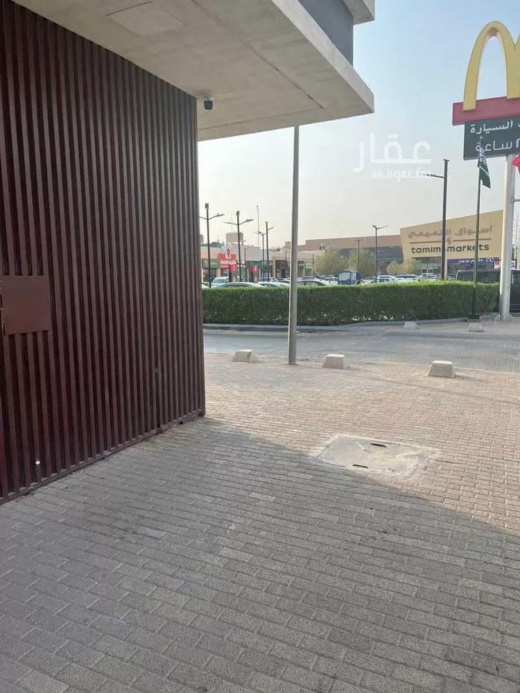 محل للإيجار في شارع ابي بكر الصديق, حي الربيع, مدينة الرياض, منطقة الرياض 8