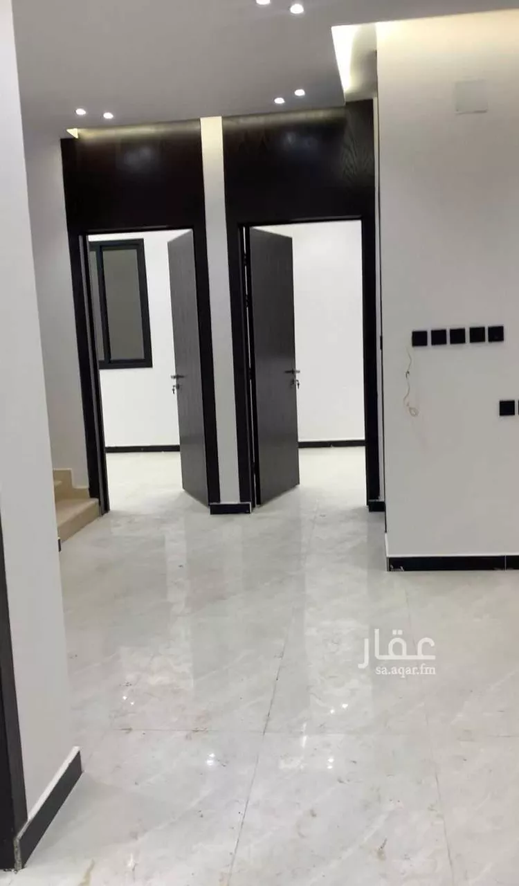 Villa for Sale in Riyadh Al Uraija Al Gharbiyah