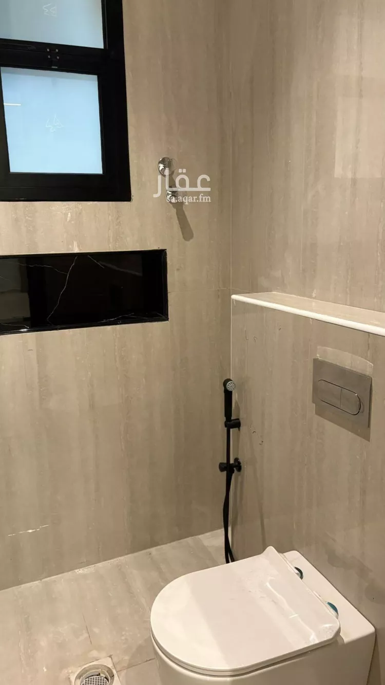 فيلا للبيع في شارع محمد الكلثومي, حي ضاحية الملك فهد, مدينة الدمام, المنطقة الشرقية صورة 4