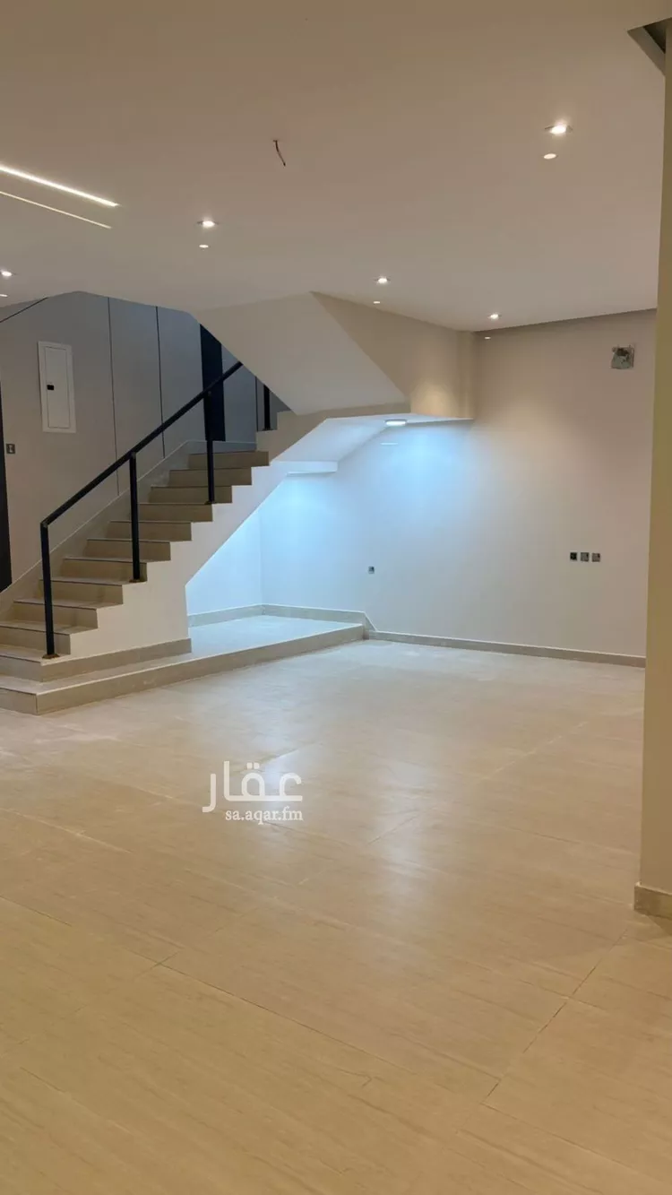 فيلا للبيع في شارع محمد الكلثومي, حي ضاحية الملك فهد, مدينة الدمام, المنطقة الشرقية صورة 3