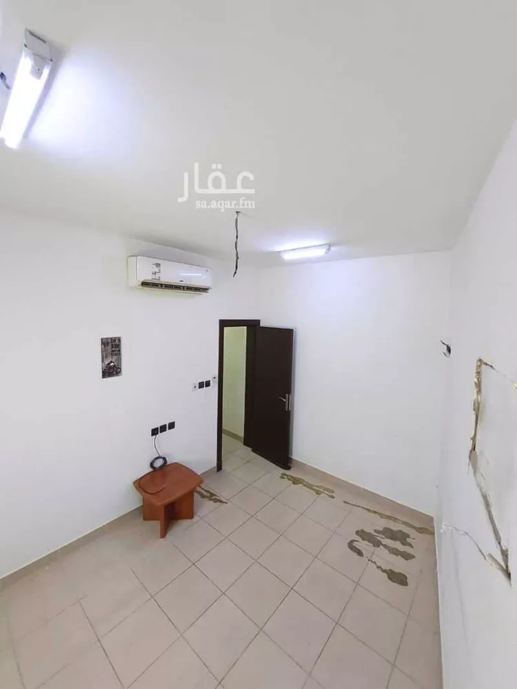 شقة للإيجار في شارع هلال بن امية ، حي الدوبية ، الرياض ، منطقة الرياض صورة 4