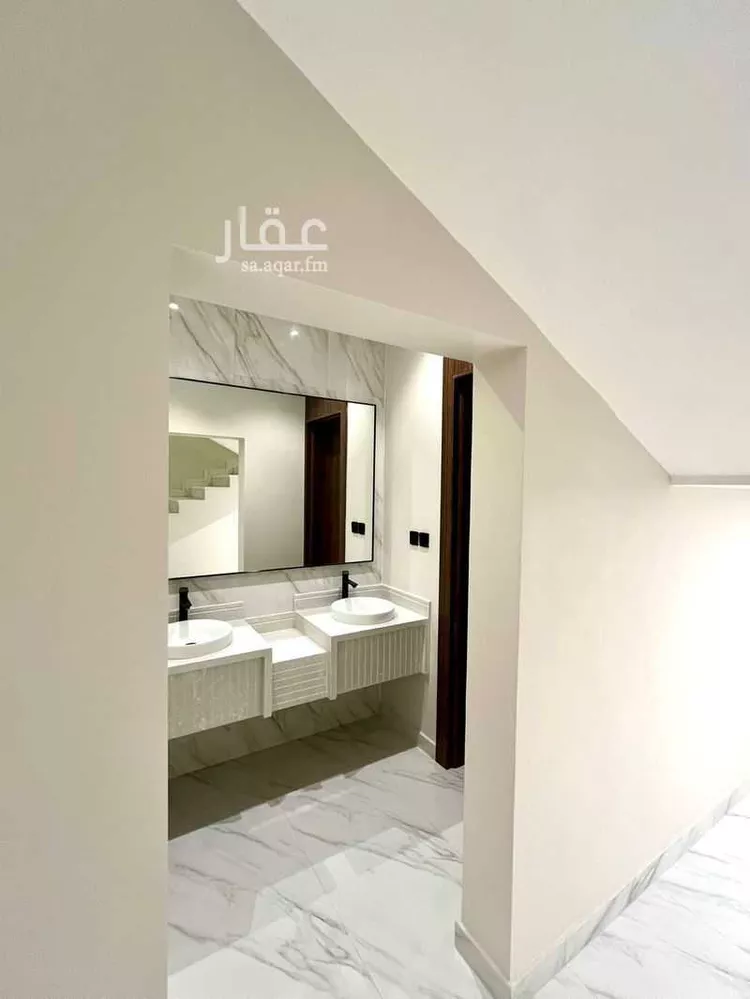 فيلا للبيع في شارع النجاح, حي الشعلة, مدينة الدمام, المنطقة الشرقية 8