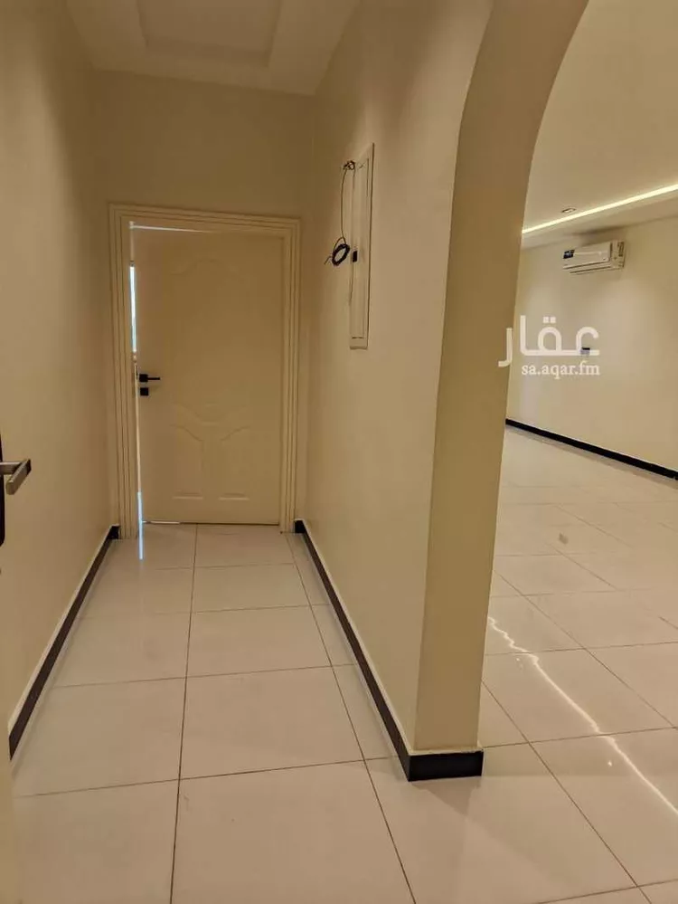 شقة للإيجار في شارع جبل شدقم, حي الحمراء, مدينة الخبر, المنطقة الشرقية صورة 3