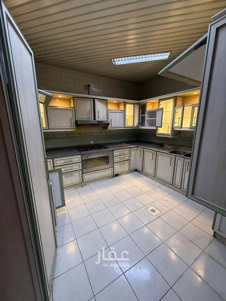 فيلا للبيع في شارع الحسين بن حيون, حي السويدي, مدينة الرياض, منطقة الرياض