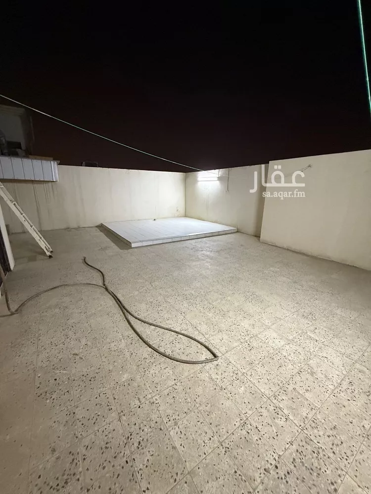 فيلا للبيع في شارع الحسين بن حيون, حي السويدي, مدينة الرياض, منطقة الرياض 6