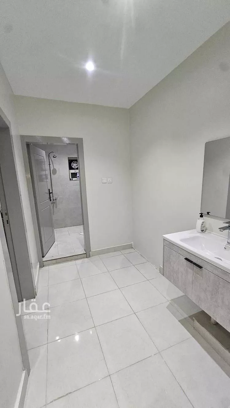 شقة للإيجار في شارع رقم 44, حي ظهرة لبن, مدينة الرياض, منطقة الرياض صورة 3