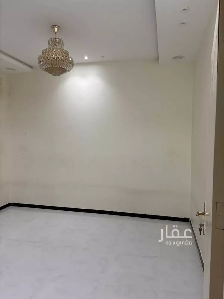 Floor for Rent in Riyadh Al Janadriyah