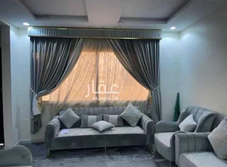 فيلا للإيجار في شارع محمد حسن قاضي, حي عكاظ, مدينة الرياض, منطقة الرياض صورة 2