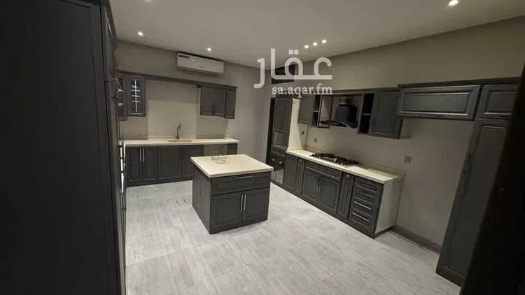 فيلا للإيجار في شارع حسن الشاعر ، حي الرمال ، الرياض ، منطقة الرياض صورة 2