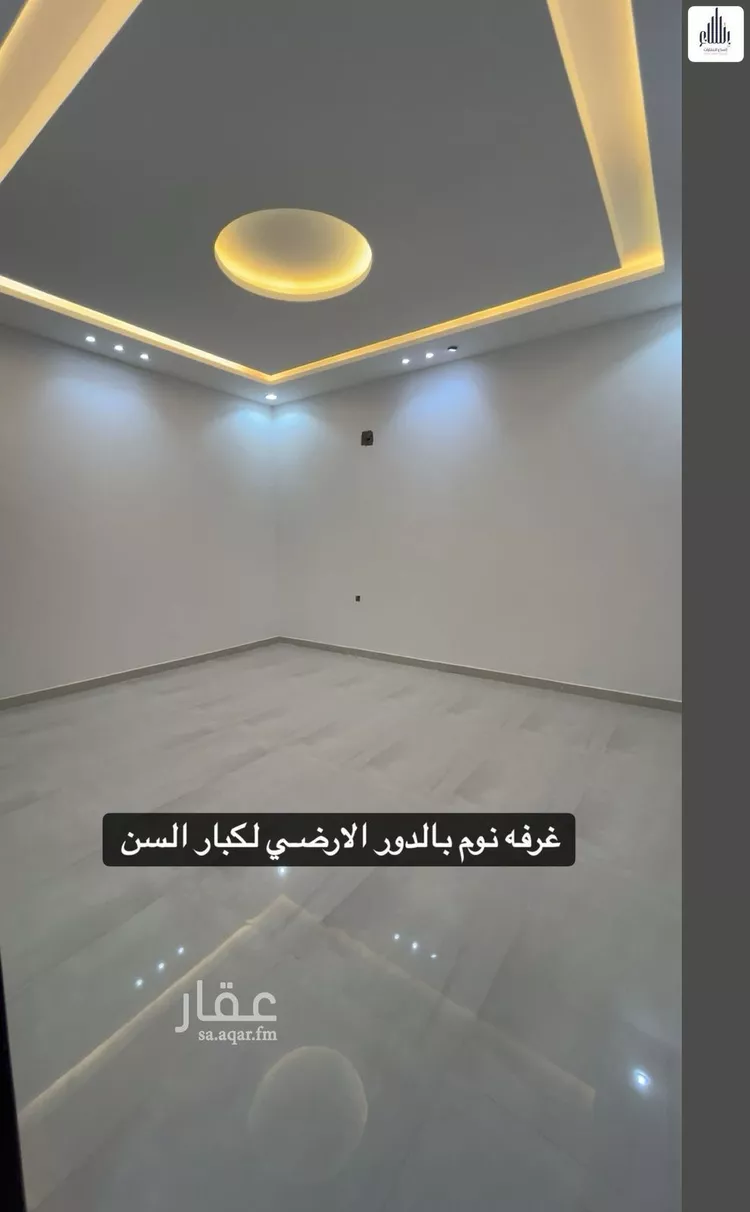 فيلا للبيع في شارع فضيله السيد احمد بن ابي بكر شطا, حي الرمال, مدينة الرياض, منطقة الرياض صورة 2
