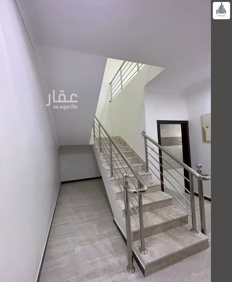 شقة للبيع في شارع صفيح, حي العزيزية, مدينة الرياض, منطقة الرياض صورة 3