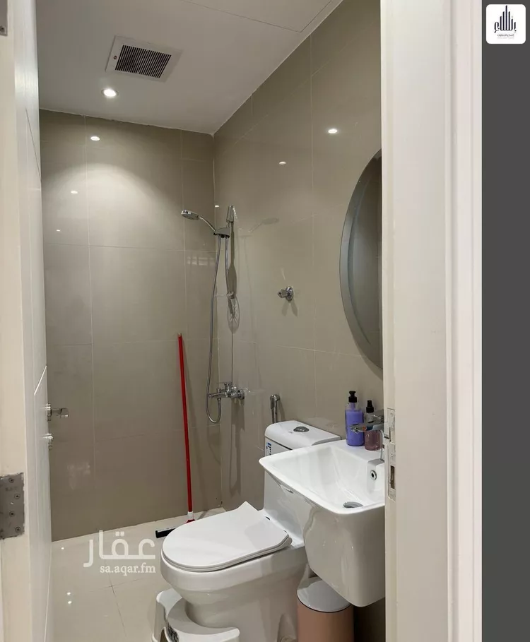 شقة للبيع في شارع أرجوان, حي الملقا, مدينة الرياض, منطقة الرياض صورة 5