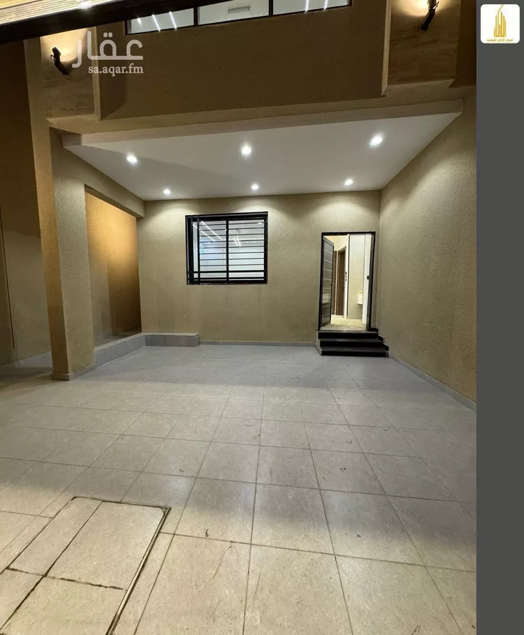 دور للبيع في شارع غنوة, حي الغدير, مدينة ابها, منطقة عسير صورة 2