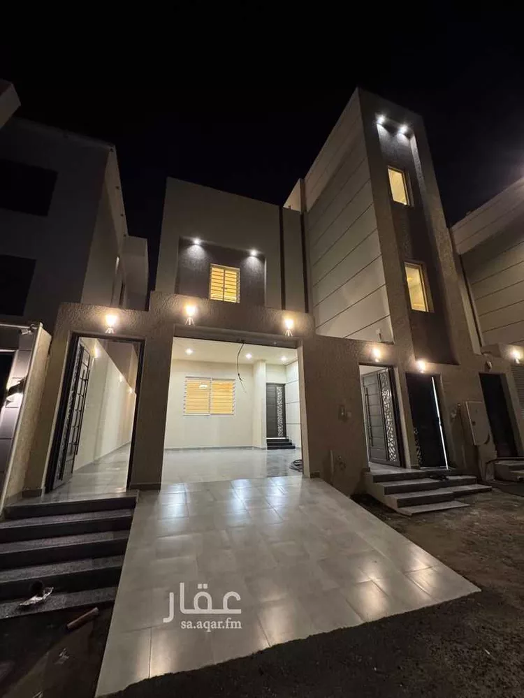 دور للبيع في شارع 121 الزهور, حي الزهور, مدينة أبها, منطقة عسير صورة 2