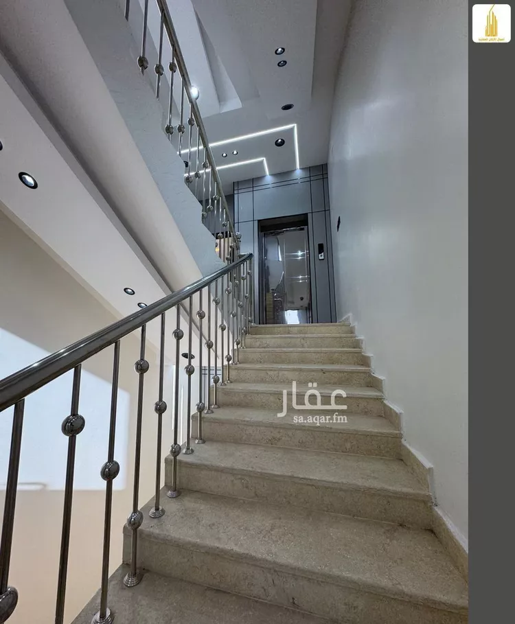 دور للبيع في شارع طريق الملك فهد, حي الظرفة, مدينة خميس مشيط, منطقة عسير صورة 2