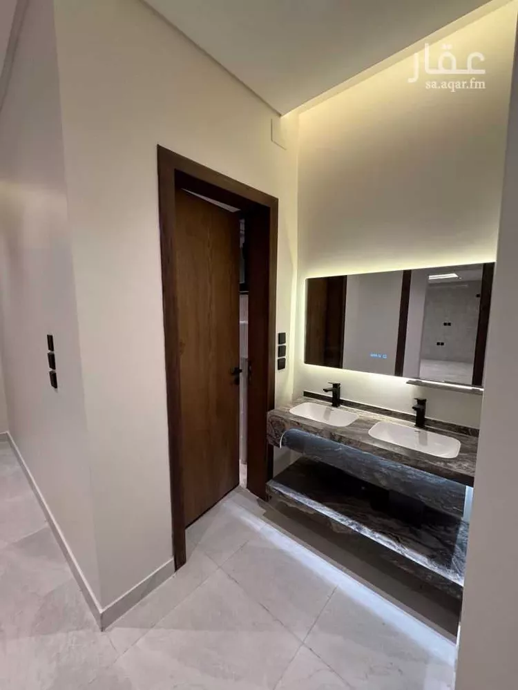 شقة للبيع في شارع اويس الزاهد, حي الشرف, مدينة خميس مشيط, منطقة عسير صورة 4