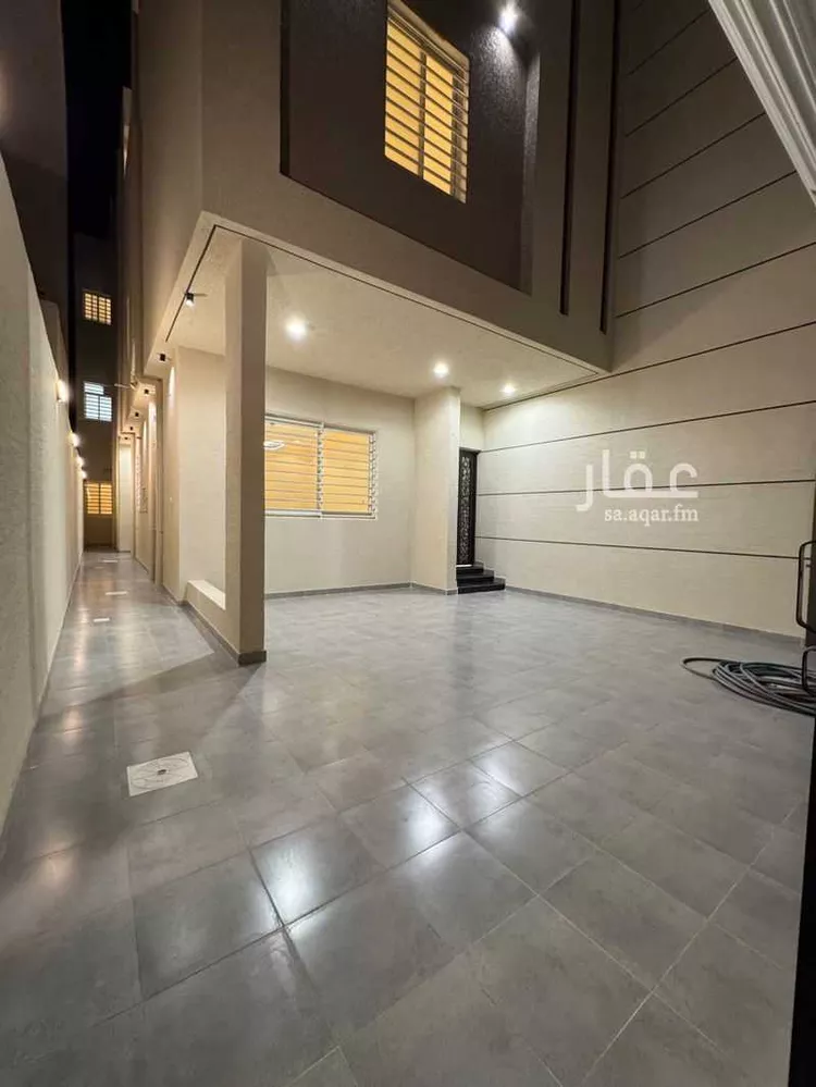 دور للبيع في شارع 121 الزهور, حي الزهور, مدينة أبها, منطقة عسير صورة 3