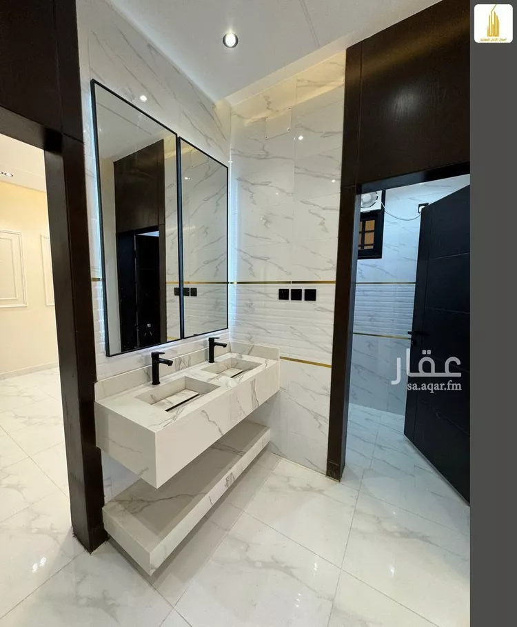 دور للبيع في شارع طريق الملك فهد, حي الظرفة, مدينة خميس مشيط, منطقة عسير صورة 5