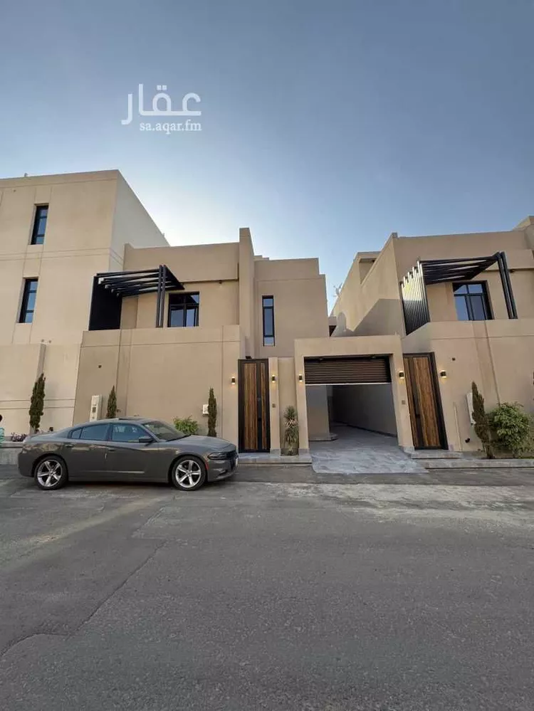 فيلا للبيع في شارع اويس الزاهد, حي الشرف, مدينة خميس مشيط, منطقة عسير