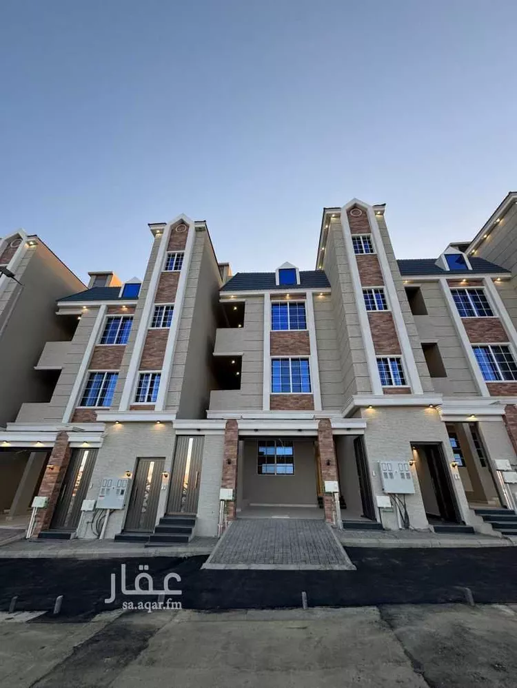 دور للبيع في شارع 1 سلطانة, حي سلطانة, مدينة ابها, منطقة عسير