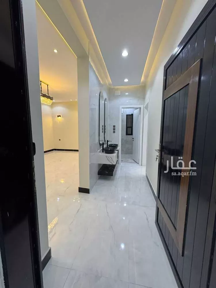 دور للبيع في شارع العام, حي الورود, مدينة خميس مشيط, منطقة عسير صورة 2