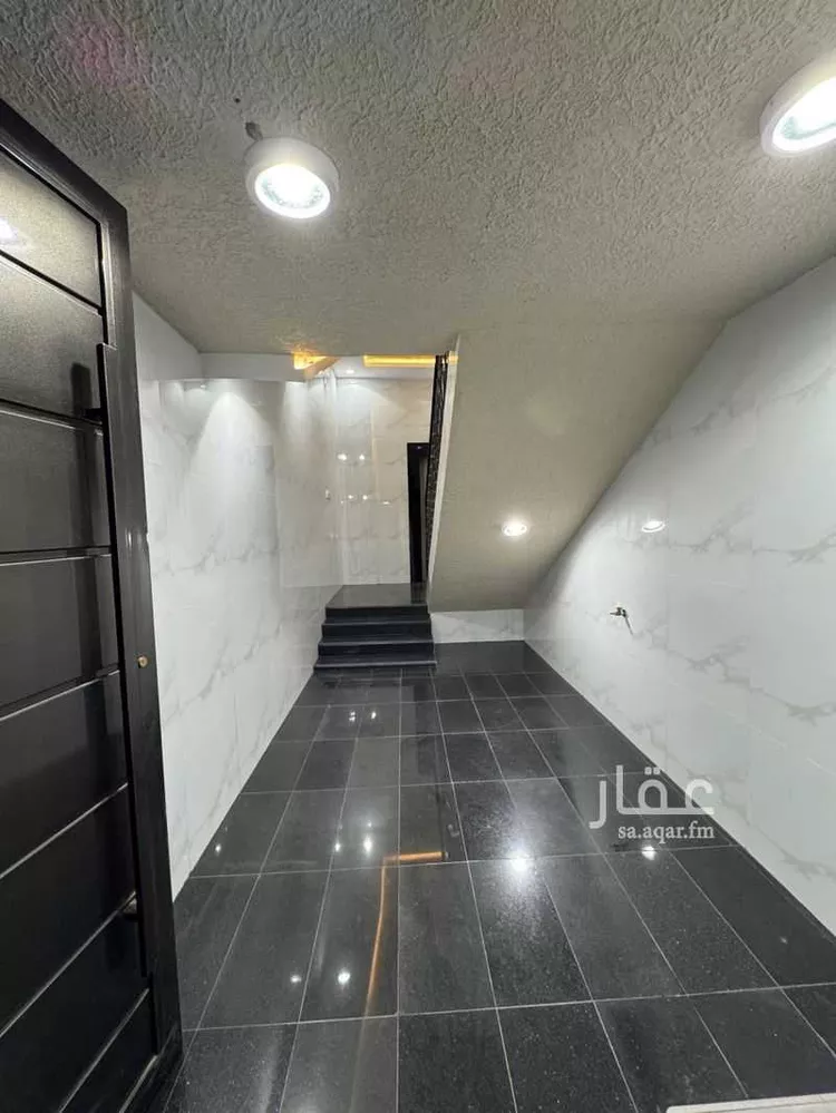 شقة للبيع في شارع 121 الزهور, حي الزهور, مدينة أبها, منطقة عسير صورة 3