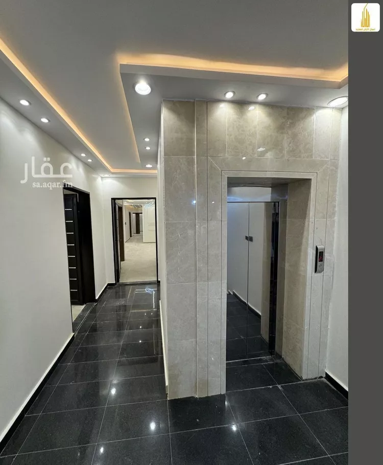 دور للبيع في شارع غنوة, حي الغدير, مدينة ابها, منطقة عسير صورة 2